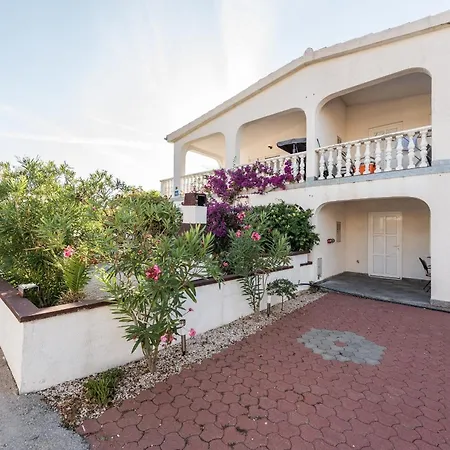 By The Sea - 18516 * ויר